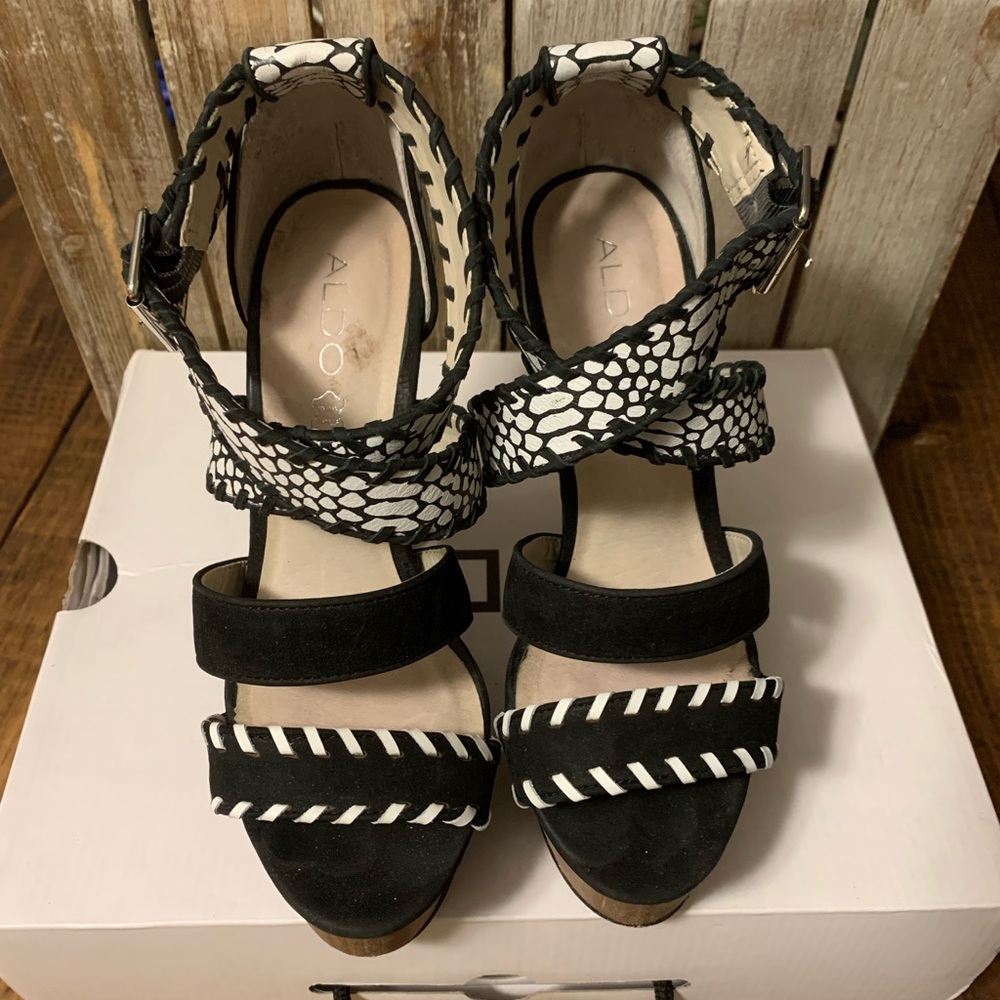 Pre Loved Aldo Platform Heeled Sandals - Picture 2 of 7